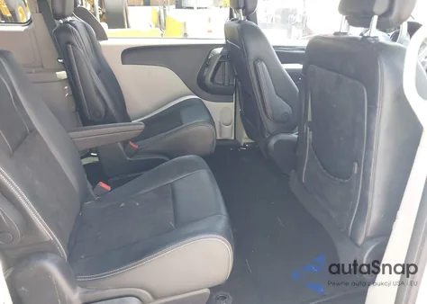 2019 Dodge Grand Caravan Sxt z USA, uszkodzony, nr VIN 2C4RDGCG8KR636722